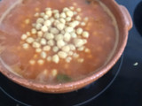 Garbanzos con callos (el arte de juntar dos botes)