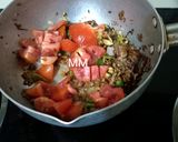 A picture of step 4 of Aloo, Parwal Subzi.