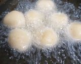 A picture of step 3 of Bread Gulab Jamun.