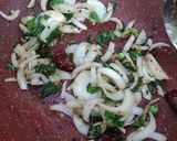 A picture of step 4 of Veggie oats upma.