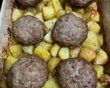 Greek burgers with potatoes recipe step 7 photo