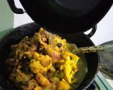 ফুলকপি দিয়ে চিকেন (Fulkopi diye chicken recipe in Bengali) রেসিপির ধাপ 2 ছবি