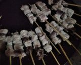 Foto langkah ke 1 dari resep Sate ikan tuna dabu dabu bakar.