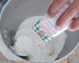Une image de l'étape 2 de Charlotte abricot verveine.