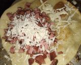 Foto del paso 7 de la receta: Quesadilla con Salchichas y Salsa Bechamel!