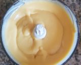 मँगो चीज केक (mango cheese cake recipe in marathi) रेसिपी स्टेप 4 फोटो