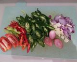 Foto langkah ke 2 dari resep Cumi Asin Cabe Ijo.