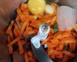 Foto langkah ke 2 dari resep Sempol Ayam wortel.