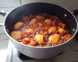 A picture of step 5 of Nyoyo, Githeri, Maenjere.