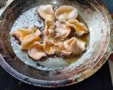Foto langkah ke 1 dari resep Koya Bubuk (Pelengkap soto/bubur ayam).