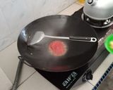 Foto langkah ke 2 dari resep Telur Saos Asam Pedas.