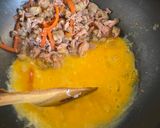 Foto del paso 4 de la receta: Fideos de arroz salteados con atún y verduras