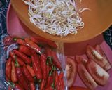 Foto langkah ke 1 dari resep Indomie Soto Lemon.