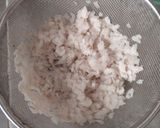 A picture of step 2 of Lauki-Chhupi Leftover Roti Pakodas.