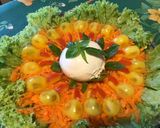 Une image de l'étape 10 de Salade de crânes d'oiseaux aux carottes râpées, burrata di buffala et basilic frais.