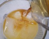 Foto langkah ke 3 dari resep Orange Iced Coffee.
