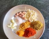 A picture of step 1 of Stuffed masala drumstick.