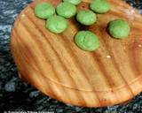 Masala palak poori served with aloo sabzi recipe step 2 photo