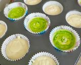 A picture of step 4 of Cream Cup Cakes 🧁🧁.