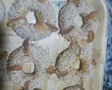 صورة لخطوة 1 من وصفة كعيكعات جلجلان (سمسم)