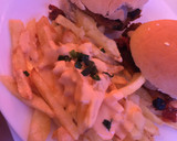Foto del paso 7 de la receta: Hamburguesas de garbanzos y papas con cheddar y verdeo