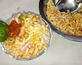 A picture of step 3 of Achari Bhel.