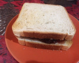 Foto del paso 2 de la receta: Sándwich de crema de cacahuate con mermelada de fresa 🍓