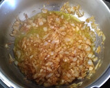 Foto del paso 1 de la receta: Estofado de patas de pollo en olla rápida