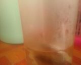Foto langkah ke 2 dari resep Teh yakult shaker.