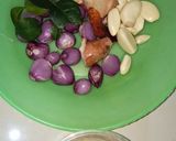 Foto langkah ke 1 dari resep Sayur Lodeh Kentang & Telur Puyuh.