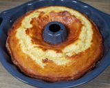 A picture of step 5 of Italian tea cake.