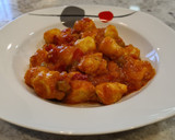 Foto del paso 6 de la receta: Ñoquis con pollo y salsa de tomate