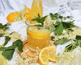 A picture of step 5 of Elderflower Syrup.