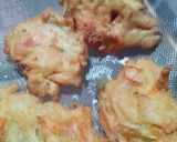 Foto langkah ke 5 dari resep Bakwan Bonggol Brokoli Dan Kulit Wortel (Masak Setiap Bagian).