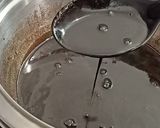 A picture of step 3 of Japanese chocolate cotton sponge cake.