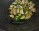 Foto langkah ke 4 dari resep Sambal Terong Bulat Wortel.