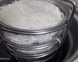 A picture of step 5 of String hoppers with chicken curry.