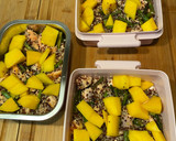 Foto del paso 7 de la receta: Quinoa con salmón, espárragos a la plancha y mango!!!