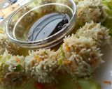 A picture of step 6 of Chicken rice balls with soy dip.