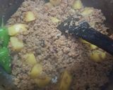 A picture of step 2 of Aloo Qeema (Potato mince).