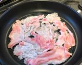 A picture of step 3 of Okonomiyaki Japanese food.