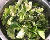 Hình bước làm 5 của món Bún thịt nướng chả giò