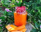 A picture of step 1 of Papaya smoothie with pomegranate.