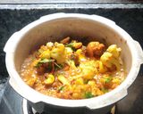 A picture of step 7 of CAULIFLOWER & CASHEW KOFTA CURRY.