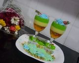 A picture of step 4 of Fruity jello dessert.