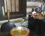 A picture of step 9 of Makhni daal rajma.