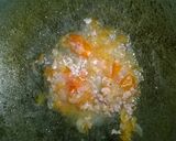 Foto langkah ke 3 dari resep Day. 20 Bubur Cumi Asam Manis (6 month+).