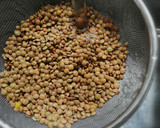 Foto del paso 1 de la receta: Arroz con lentejas y lechuga