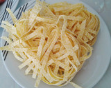 Foto del paso 1 de la receta: Tagliatelle a la crema de edam con Anchoas y Alcaparras