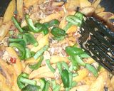 A picture of step 6 of Sultan chips.